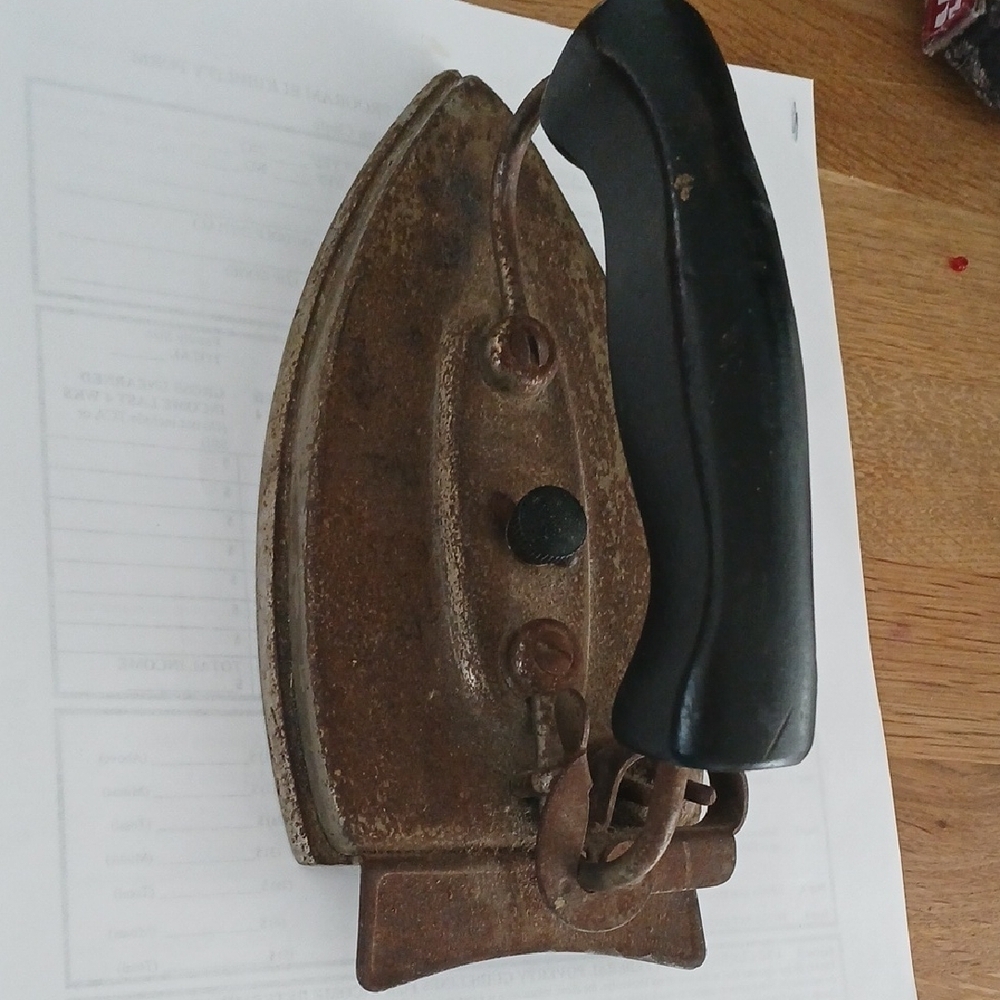 Vintage Iron with Black Handle